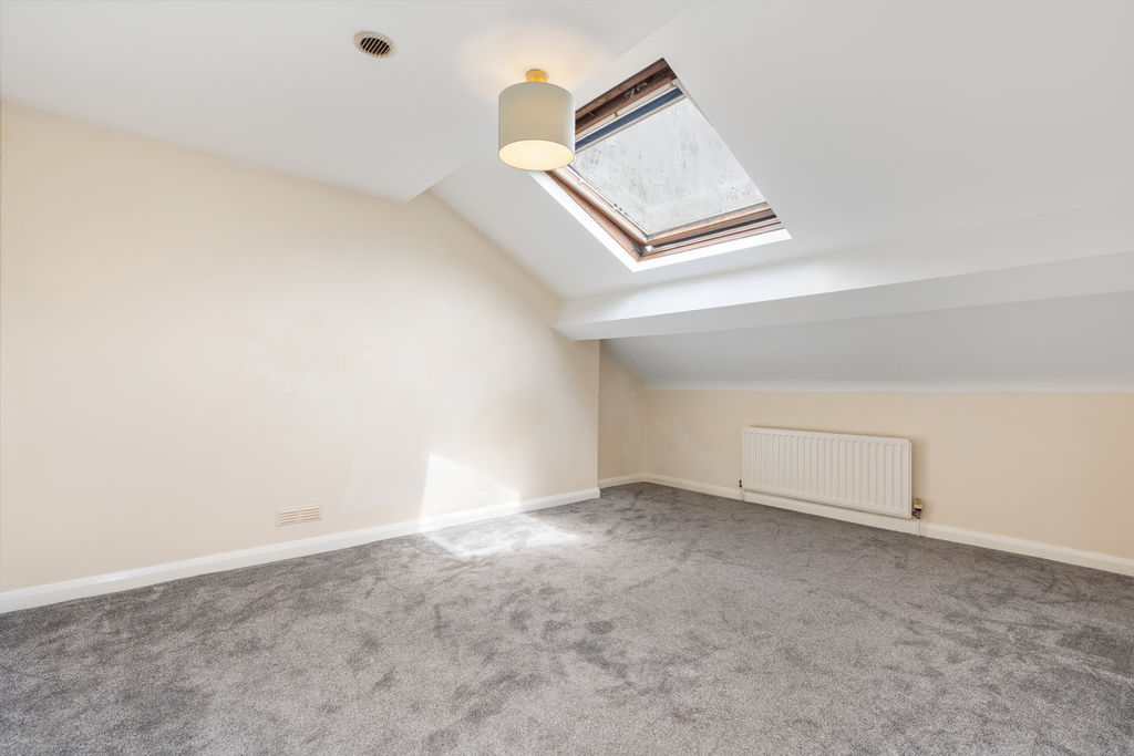 Flat 3, 24 Castle Street, Douglas IM1 2EZ. - Photo 4 of 13