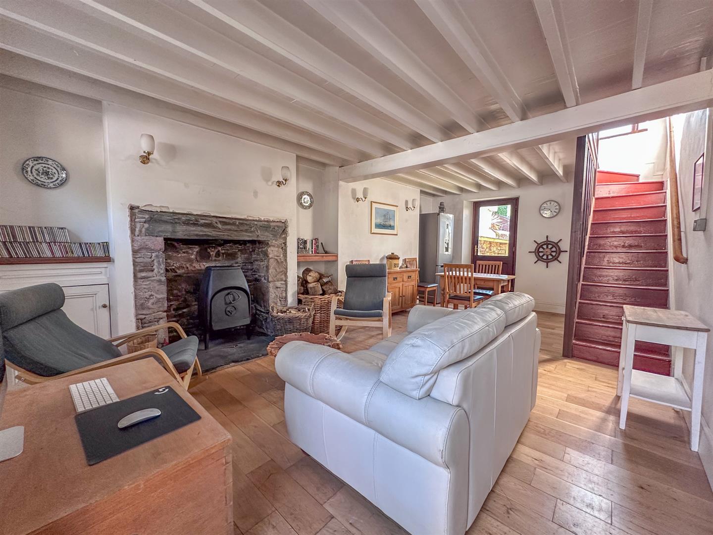 42 Patrick Street Peel. - Photo 3 of 34
