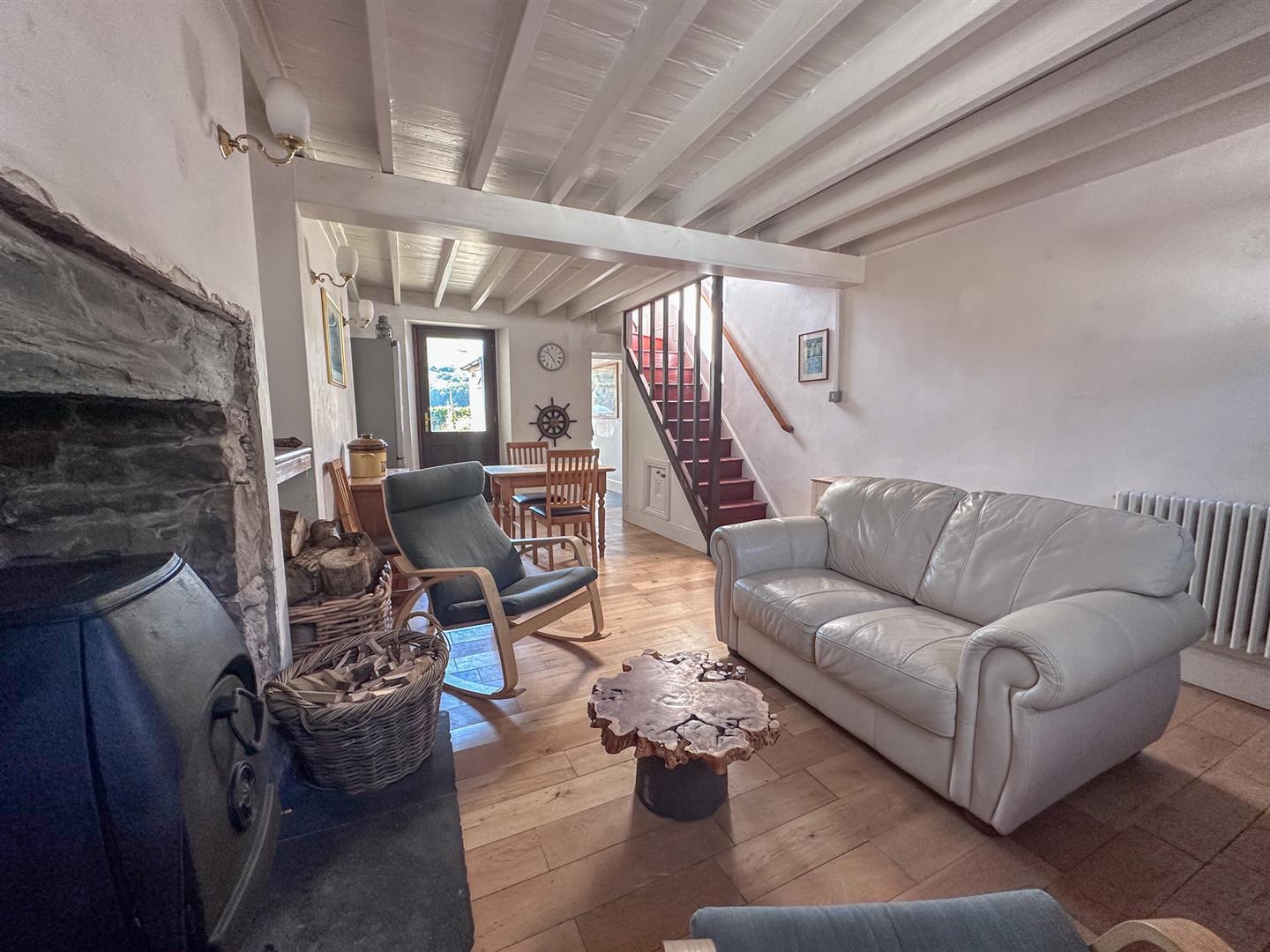 42 Patrick Street Peel. - Photo 4 of 34
