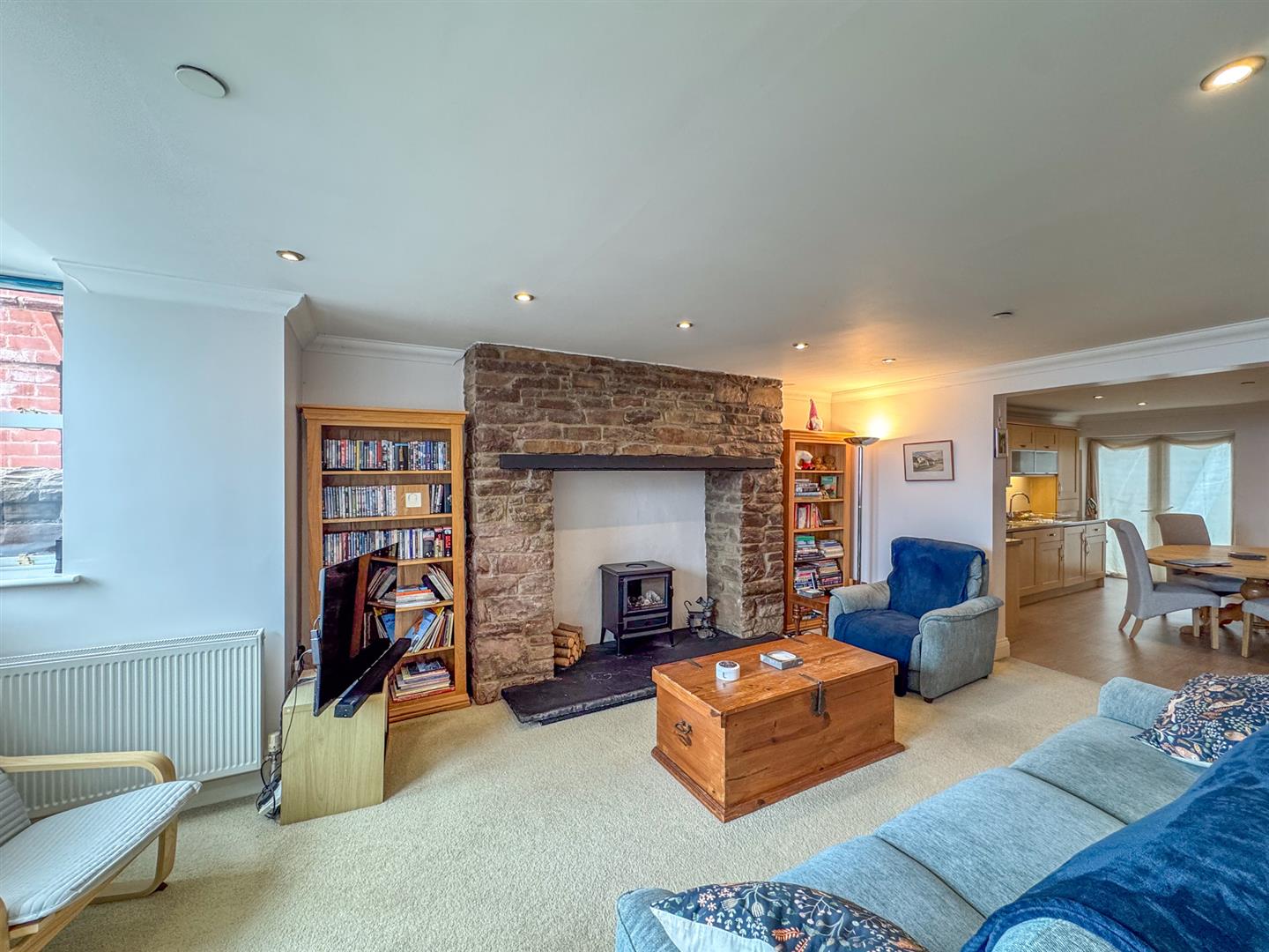 The Garden Flat, 4 Athol House Marine Parade, Peel. - Photo 5 of 16