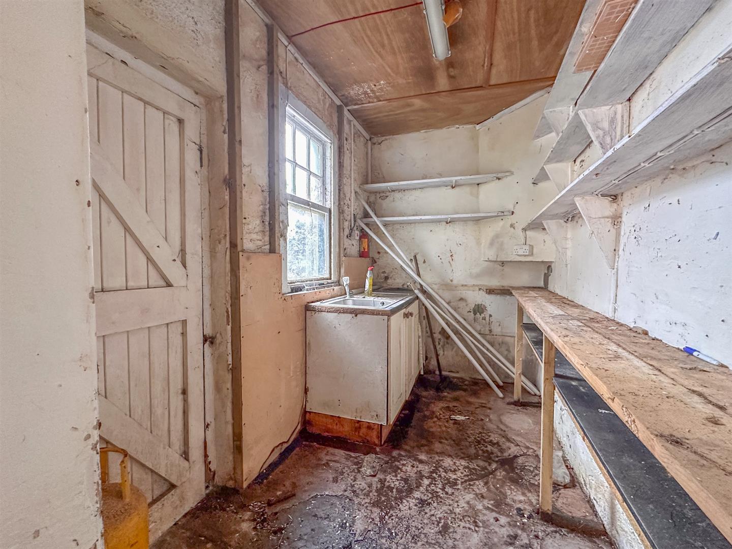 Kingsley House, 35 Factory Lane Peel. - Photo 5 of 17
