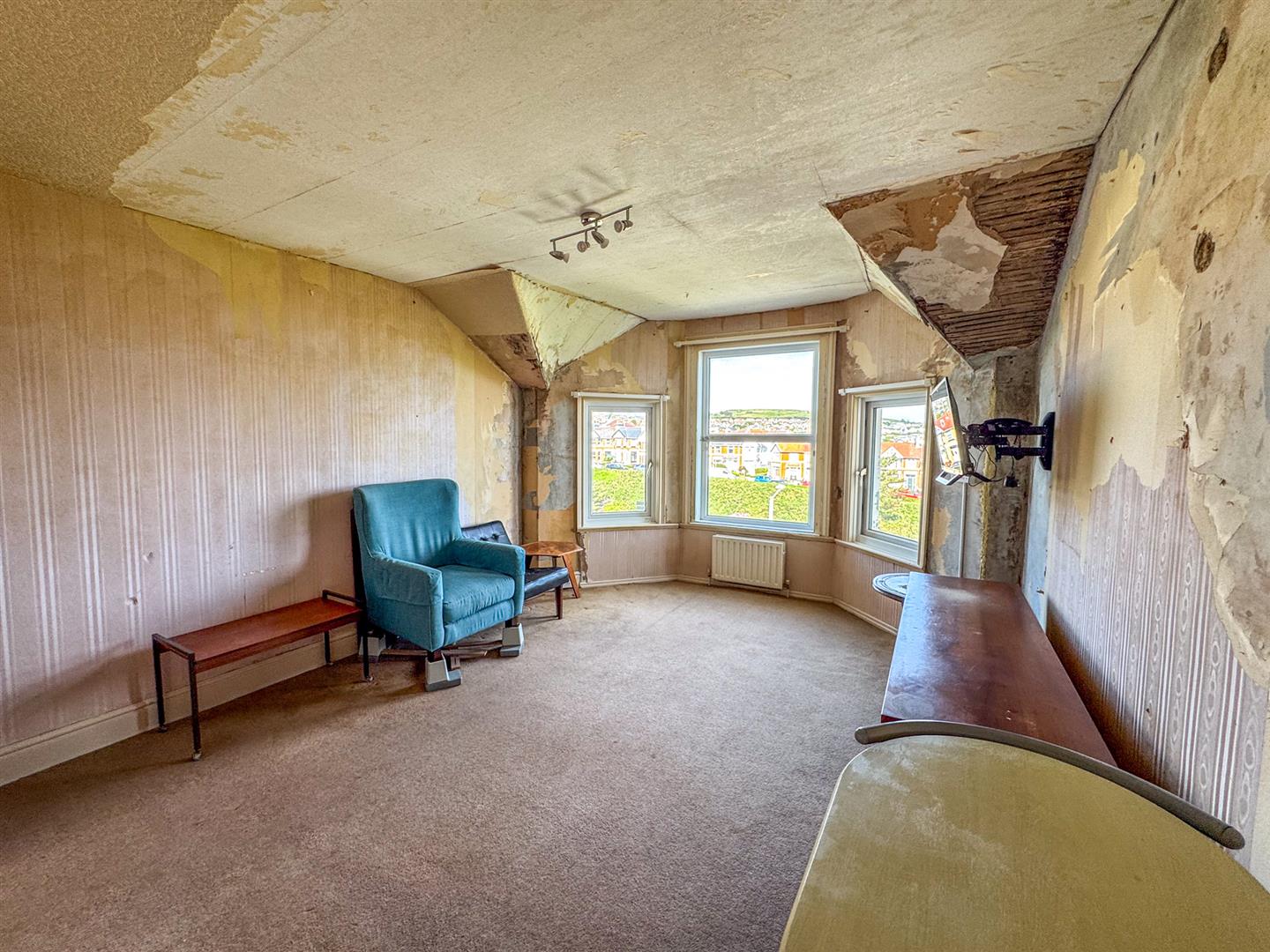 Flat 3, 29 Royal Avenue West Onchan. - Photo 4 of 14