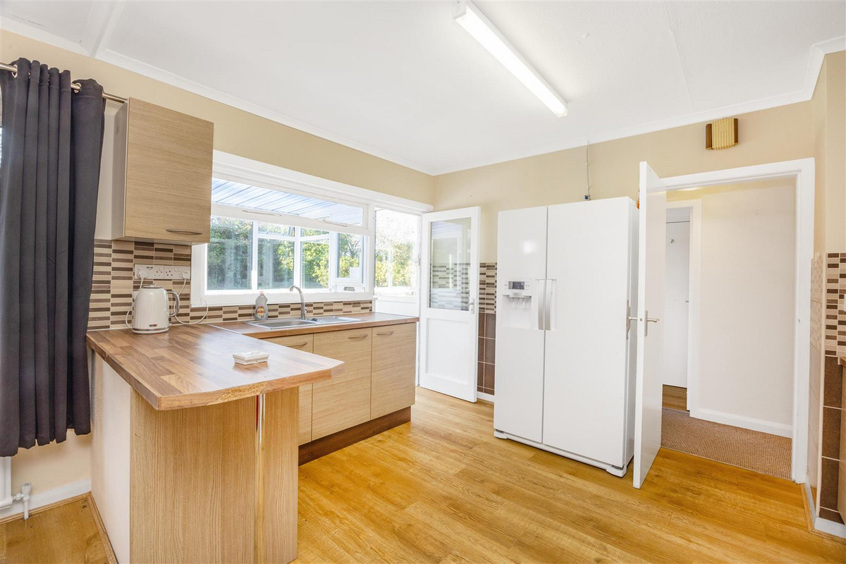 Stockfield Road, Isle Of Man, IM6 1, Kirk Michael. - Photo 5 of 15