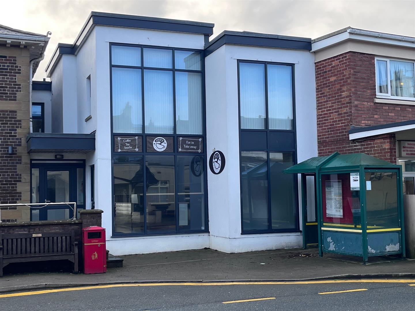 Unit 1, 26 Main Road Onchan. - Photo 1 of 8