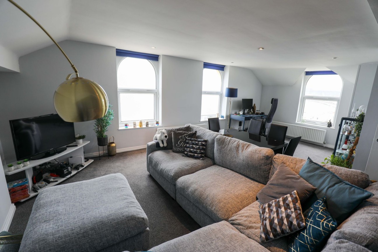 Grosvenor Court Apartments, Flat 8, 1, Central Promenade, Douglas, IM2 4LN. - Photo 2 of 13
