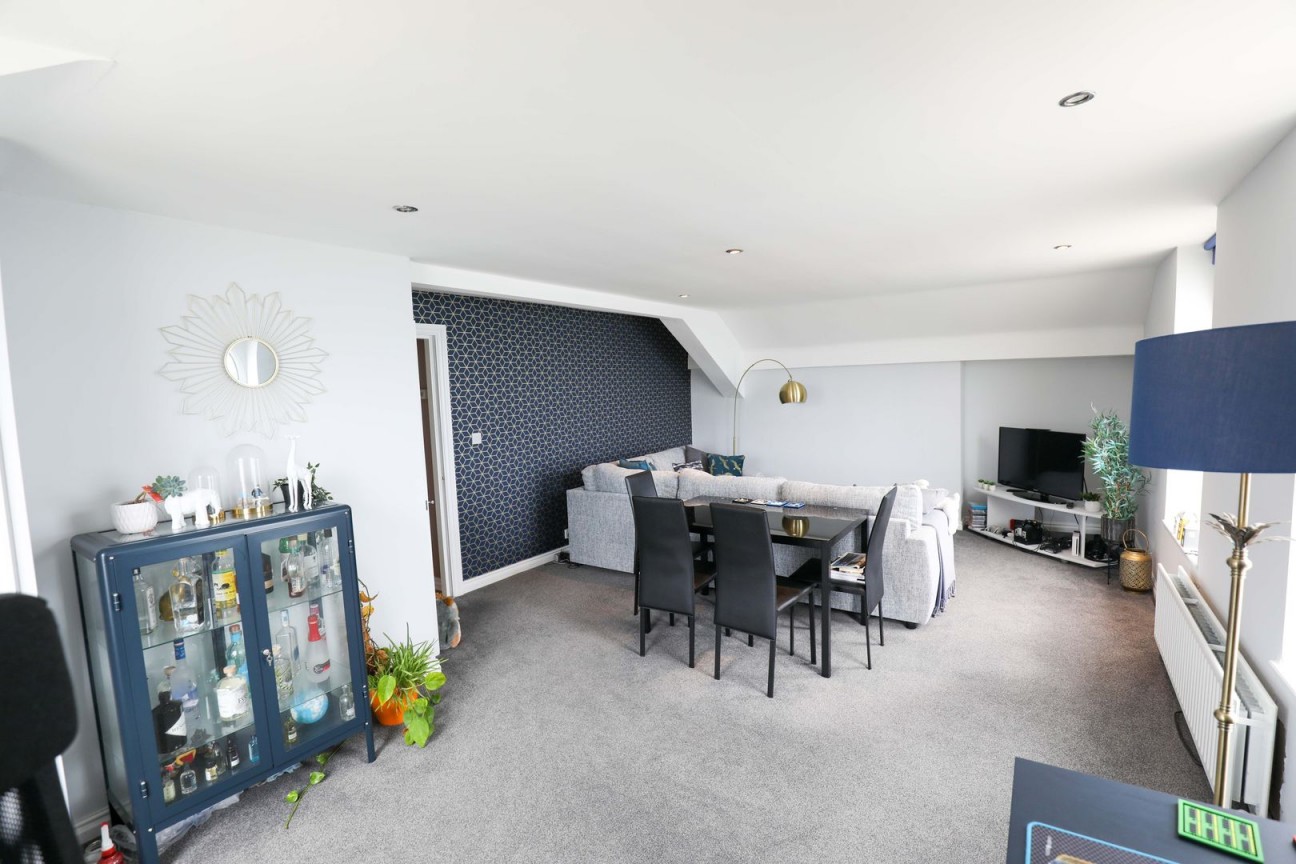 Grosvenor Court Apartments, Flat 8, 1, Central Promenade, Douglas, IM2 4LN. - Photo 4 of 13