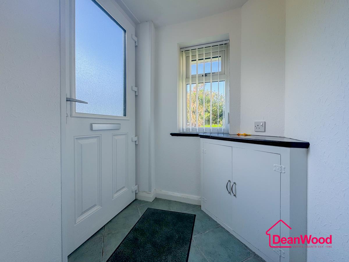 24 St. Pauls Mews, Ramsey, Isle Of Man. - Photo 4 of 10