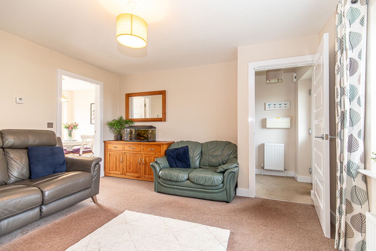 McLeods Field, Isle Of Man, IM5 1, Peel. - Photo 3 of 33