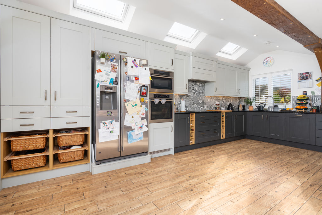 Erinwood, Bay View Road, Port Erin IM9 6NA. - Photo 3 of 24
