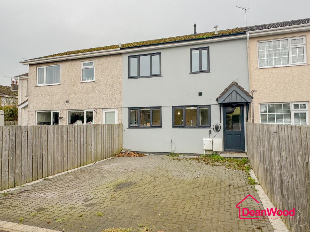 22 Ellan Park, Ramsey, Isle Of Man. - Photo 3 of 23