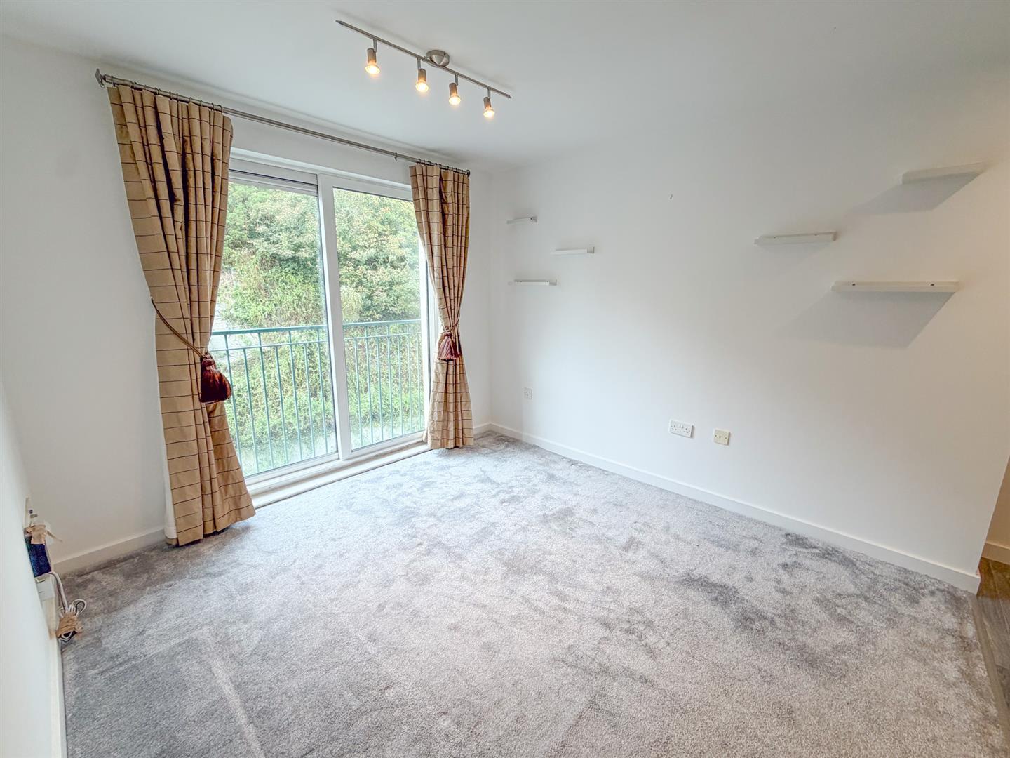 60 Queens Apartments, Palace Terrace Douglas. - Photo 3 of 10