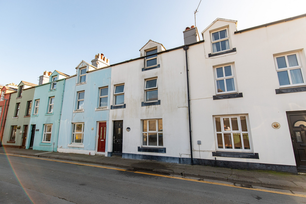Milner Terrace, Isle Of Man, IM9 1, Castletown. - Photo 1 of 19