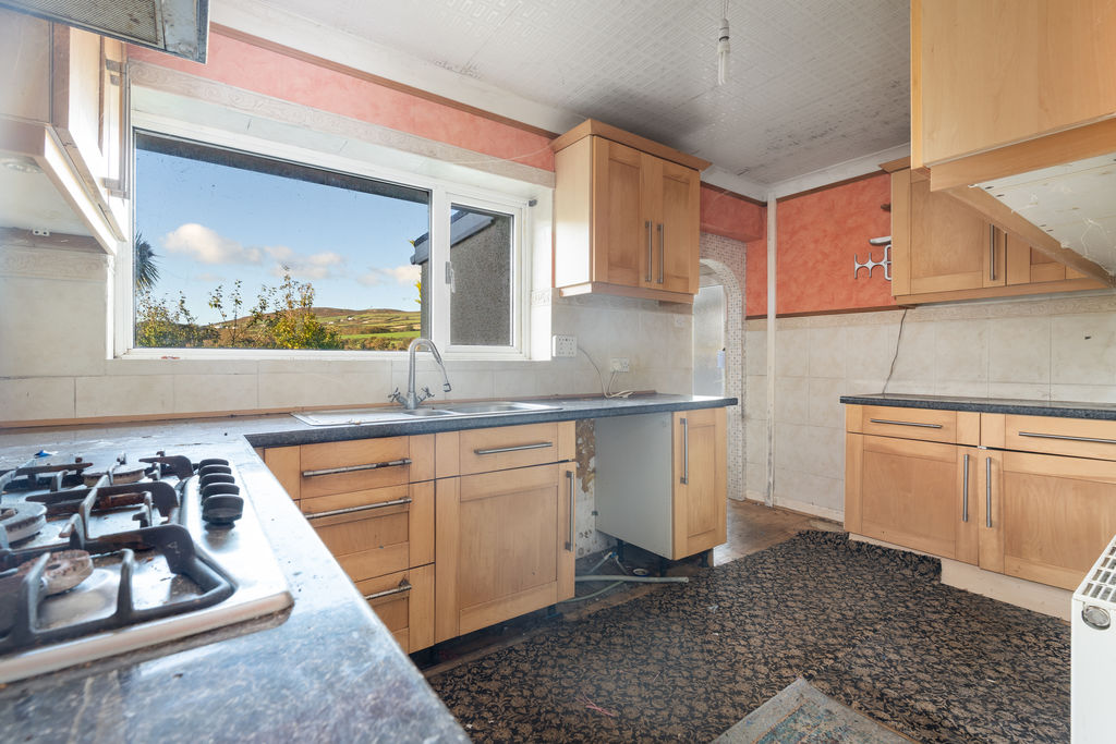Shalmane, Old School Road, Port St Mary IM9 5LR. - Photo 2 of 25