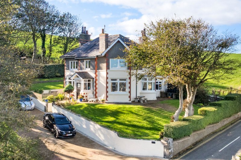 Cronklands, Howe Road, Port St Mary IM9 5AU.