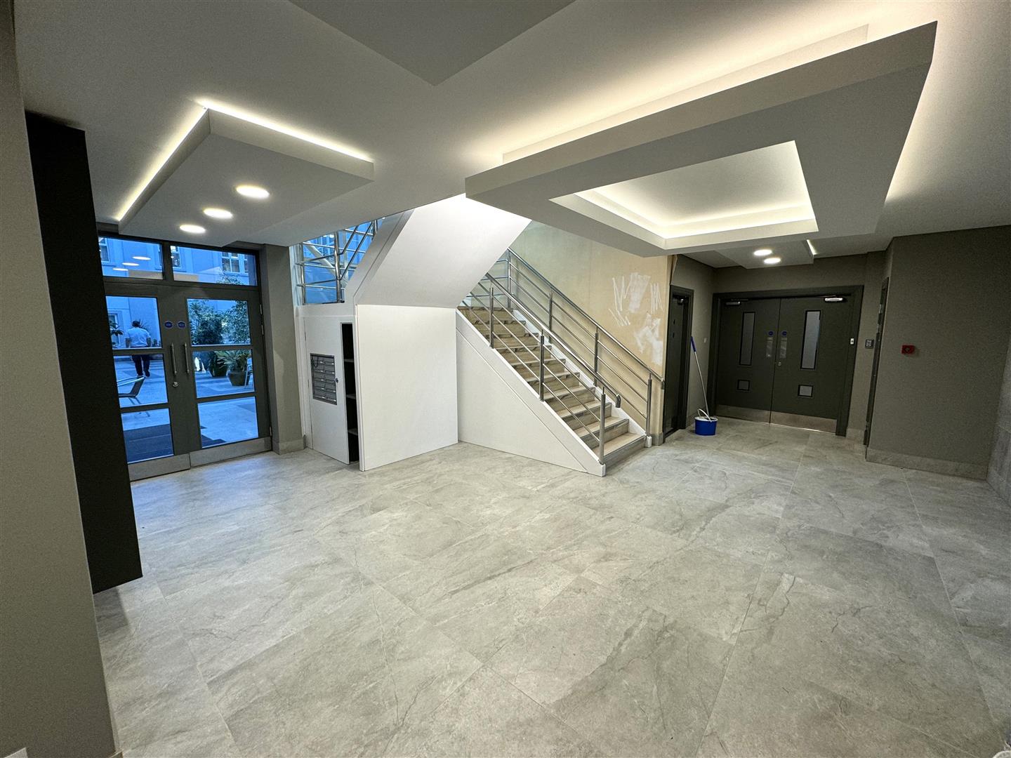 Part Ground Floor, St Georges Court, Myrtle Street Douglas. - Photo 3 of 9