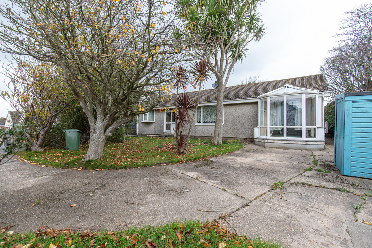 Ballaquane Park, Isle Of Man, IM5 1, Peel. - Photo 1 of 33