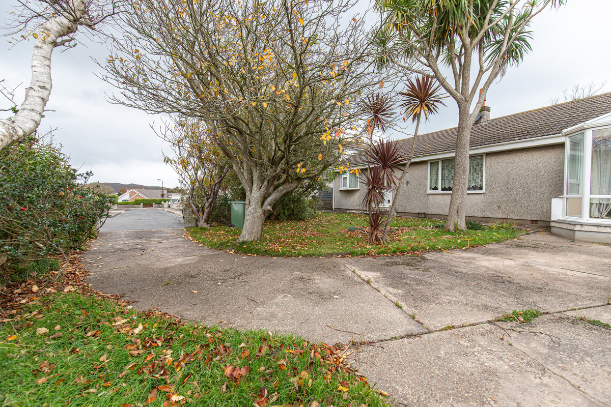 Ballaquane Park, Isle Of Man, IM5 1, Peel. - Photo 2 of 33
