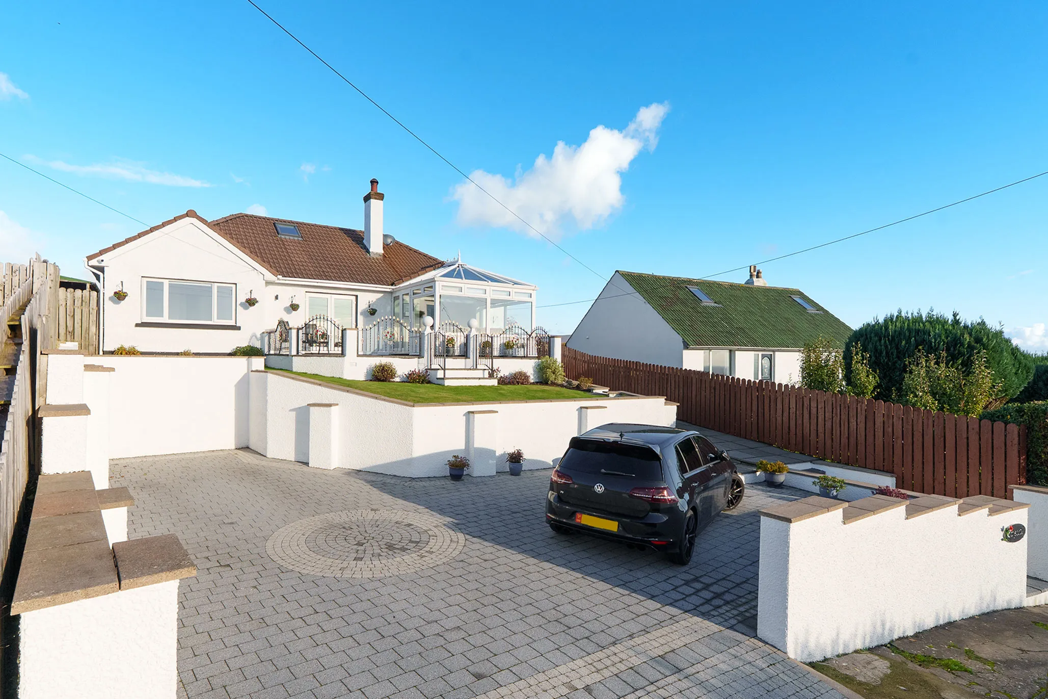 Emscote, Highfield Drive, Baldrine. - Photo 1 of 36