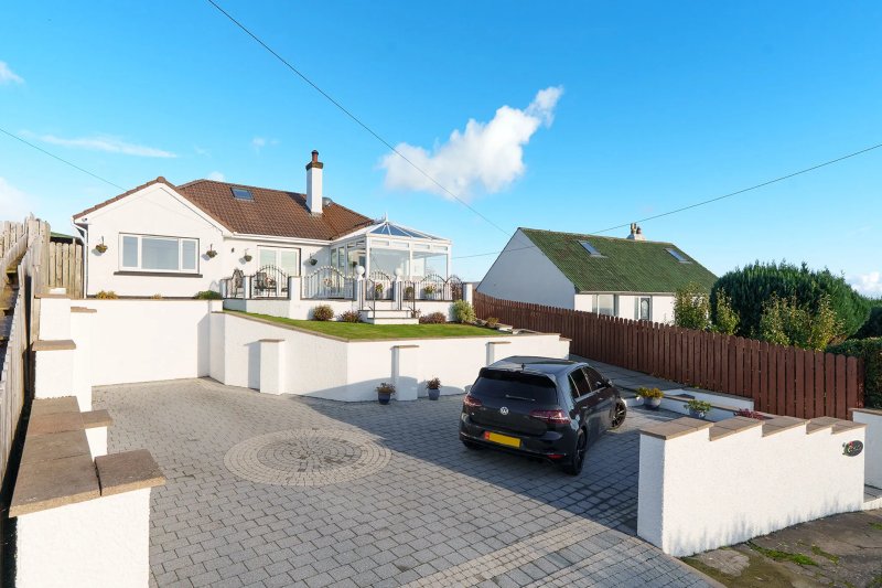 Emscote, Highfield Drive, Baldrine.