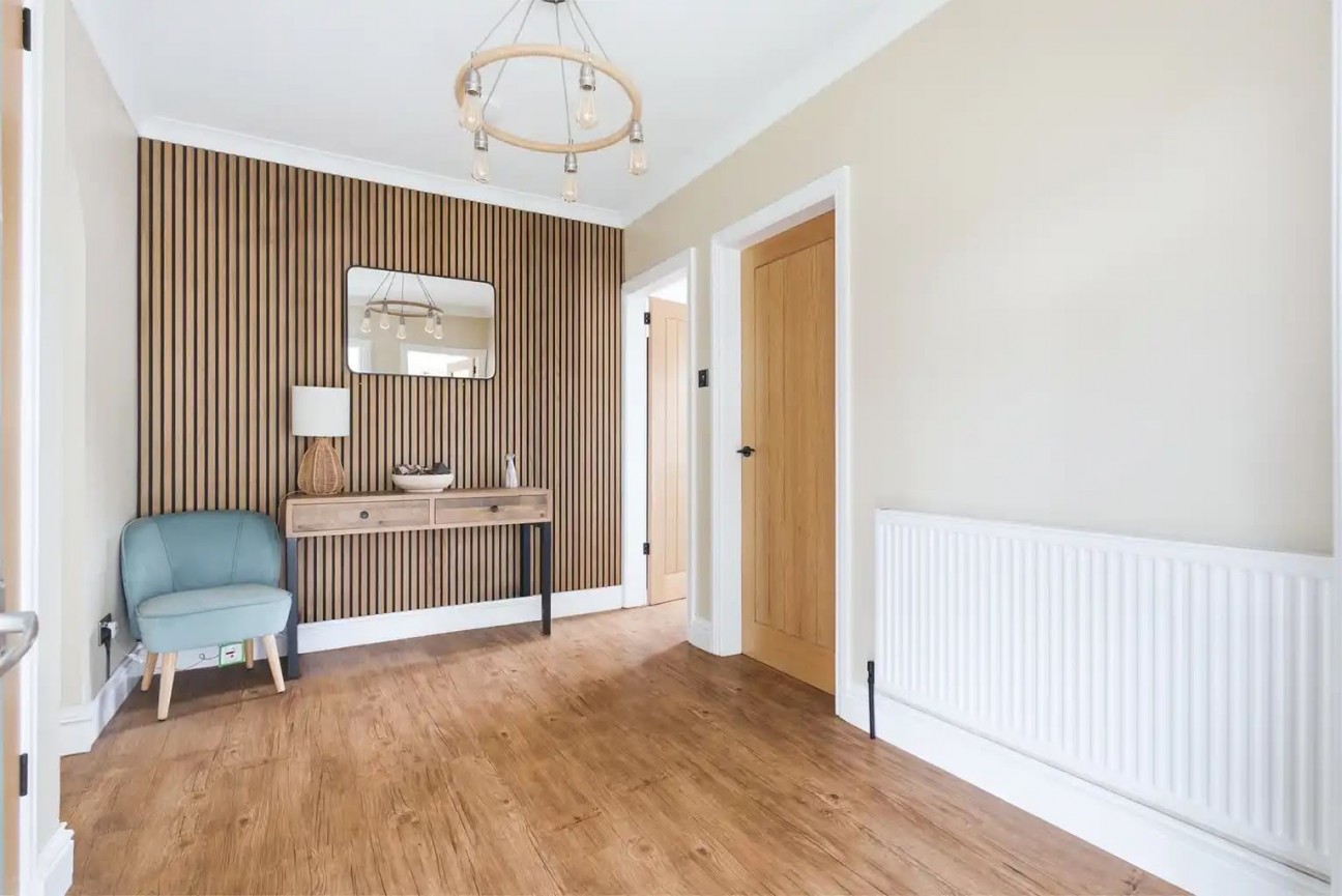1, Furman Close, Onchan, IM3 1BT. - Photo 3 of 19