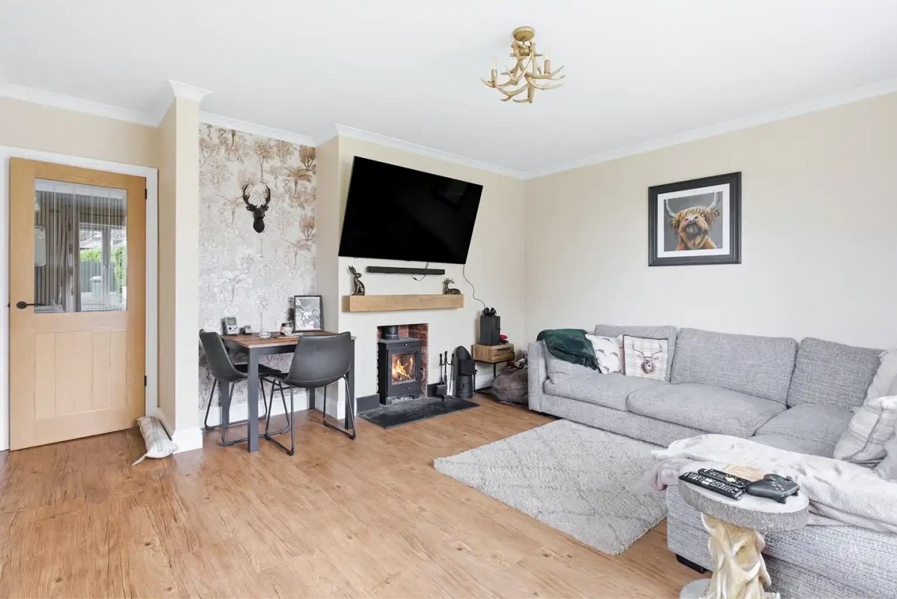 1, Furman Close, Onchan, IM3 1BT. - Photo 4 of 19