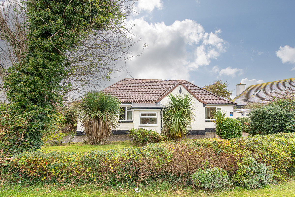 Cooil Avenue, Isle Of Man, IM6 1, Kirk Michael. - Photo 2 of 33