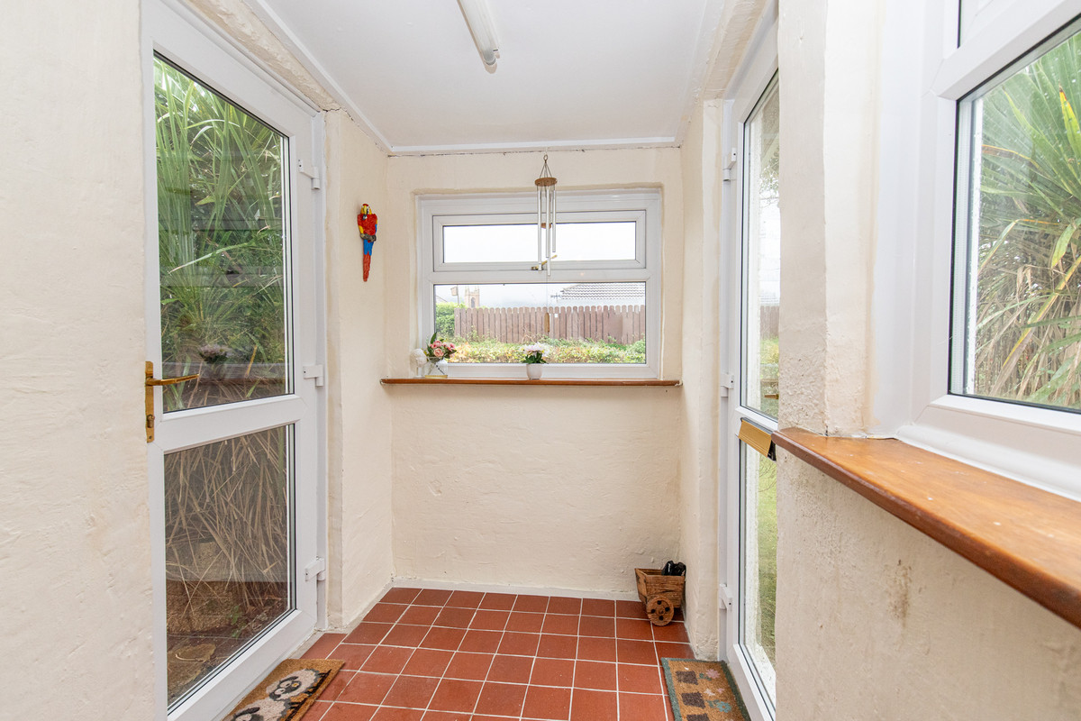 Cooil Avenue, Isle Of Man, IM6 1, Kirk Michael. - Photo 4 of 33