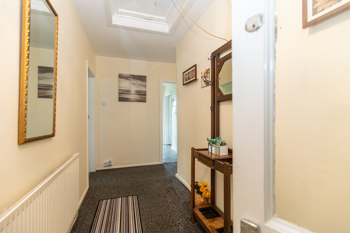 Cooil Avenue, Isle Of Man, IM6 1, Kirk Michael. - Photo 5 of 33