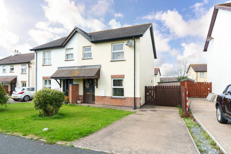 19 Oak Road, Ballawattleworth, Peel.