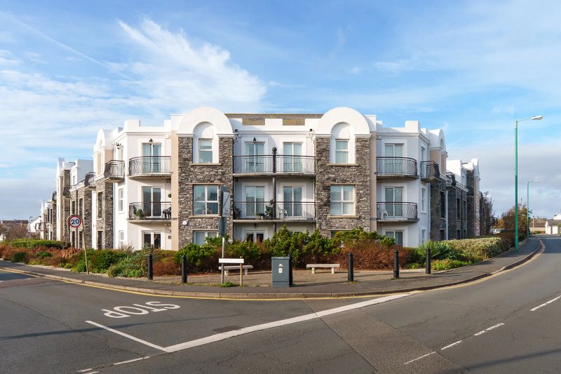 26 Castle Court, Farrants Way, Castletown.