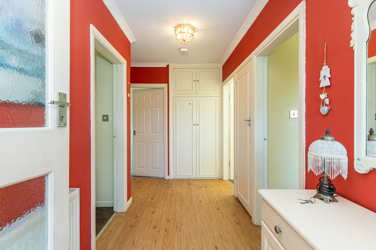 QUEENS Drive, Isle Of Man, IM5 1, Peel. - Photo 4 of 32