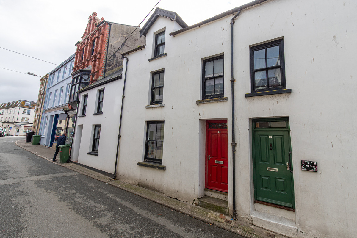 Michael Street, Isle Of Man, IM5 1, Peel. - Photo 1 of 32