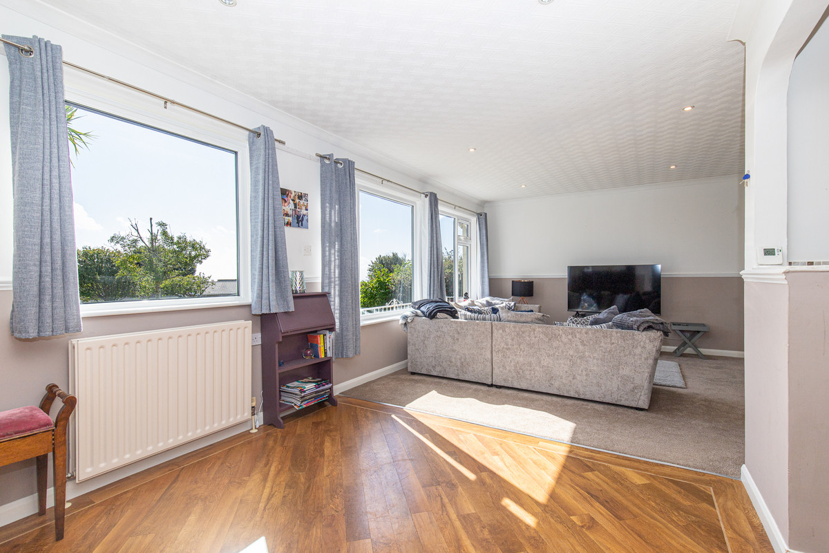 Birch Hill Avenue, Isle Of Man, IM3 4. - Photo 4 of 20