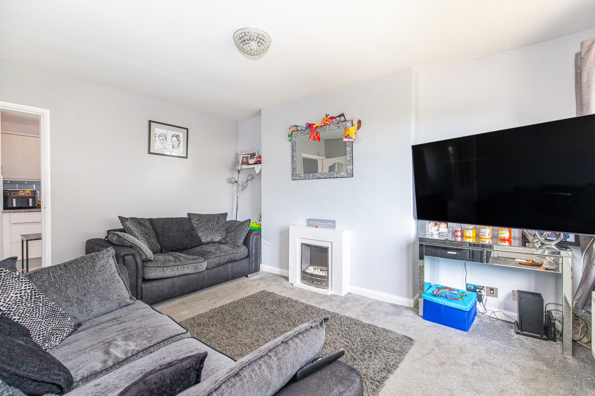 Cronk Avenue, Isle Of Man, IM3 3. - Photo 4 of 20