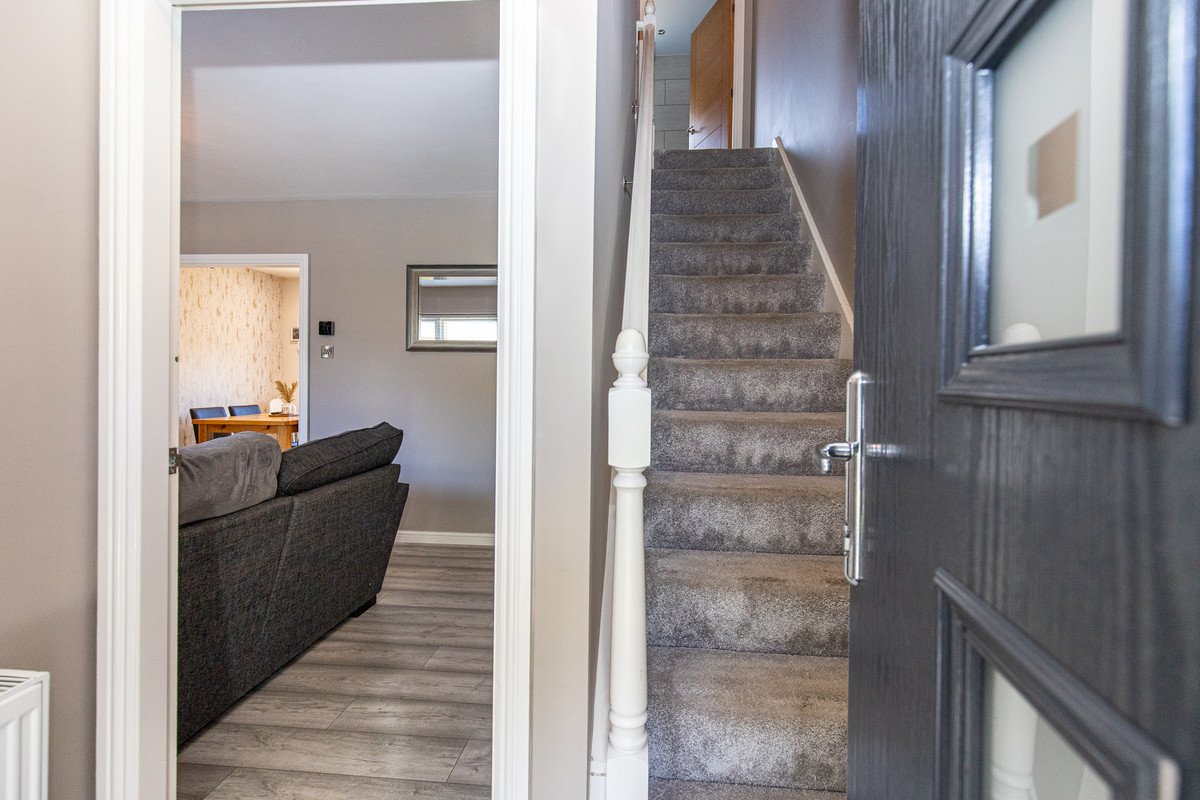 Lakeside Road, Isle Of Man, IM2 7, Onchan. - Photo 2 of 28