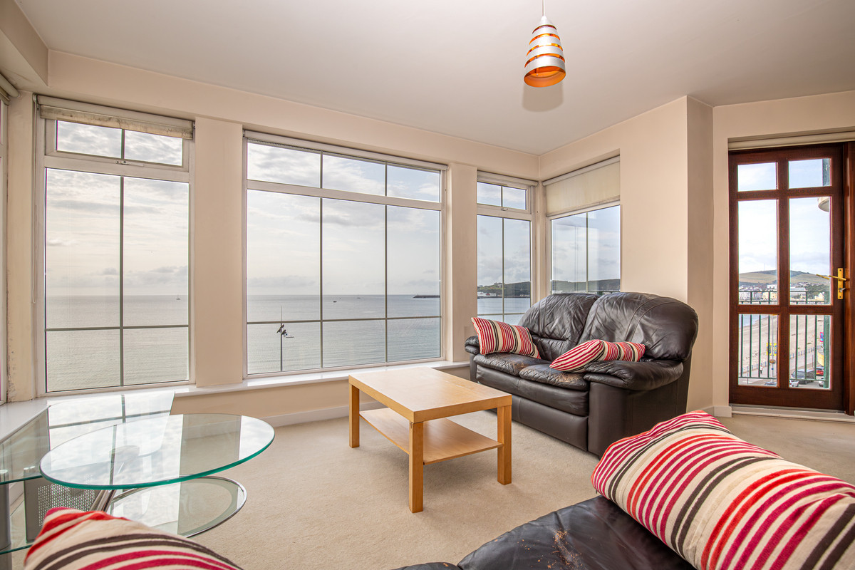 Queens Apartments, Isle Of Man,, Douglas. - Photo 4 of 23