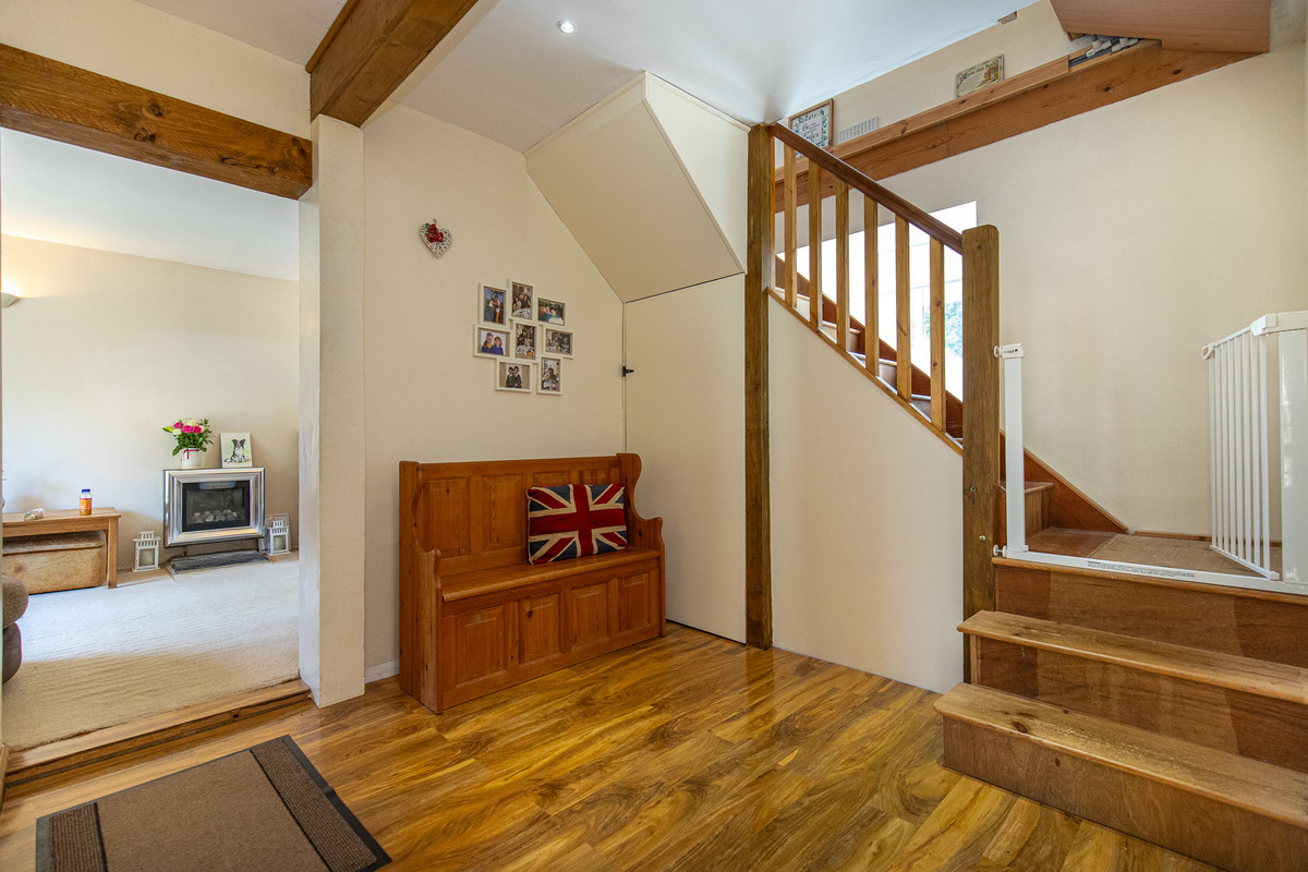 Bayrauyr Road, St Marks, Isle Of Man, IM9 3, Santon. - Photo 2 of 49