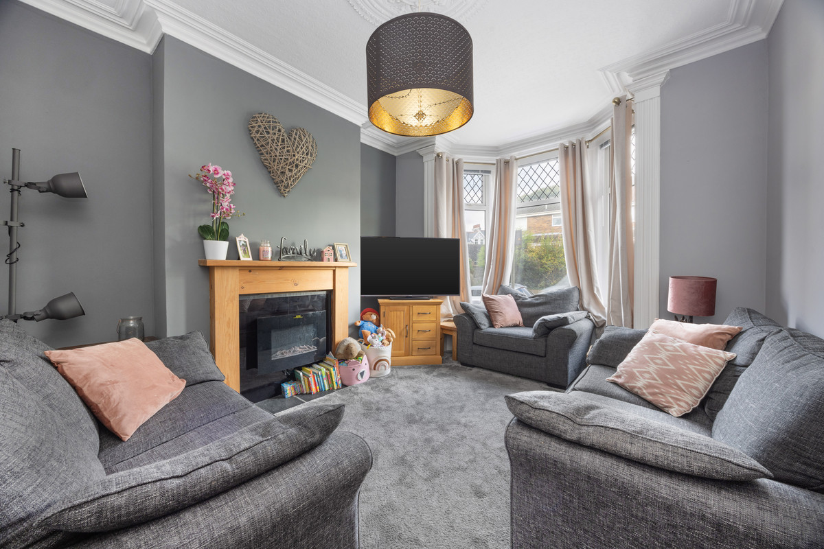Lower Dukes Road, Isle Of Man, IM2 4, Douglas. - Photo 4 of 32
