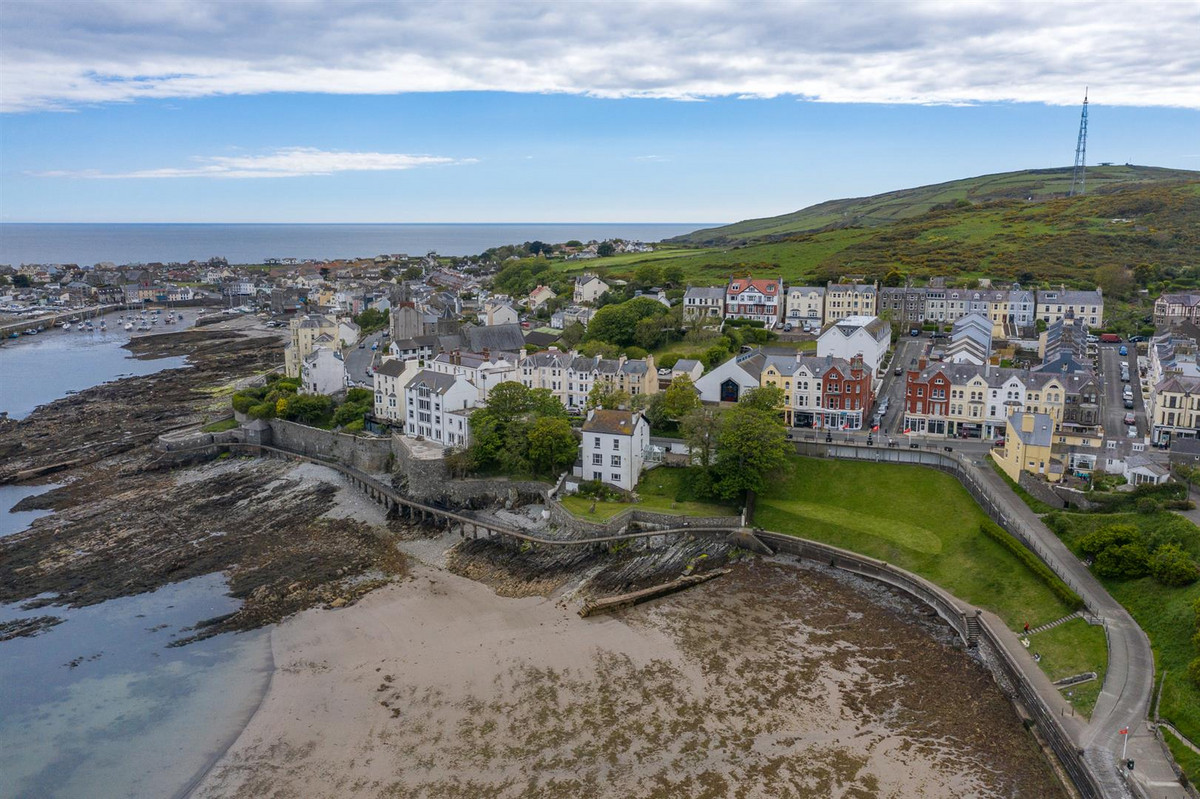 Bay View Road, Isle Of Man, IM9 5, Port St Mary. - Photo 1 of 44