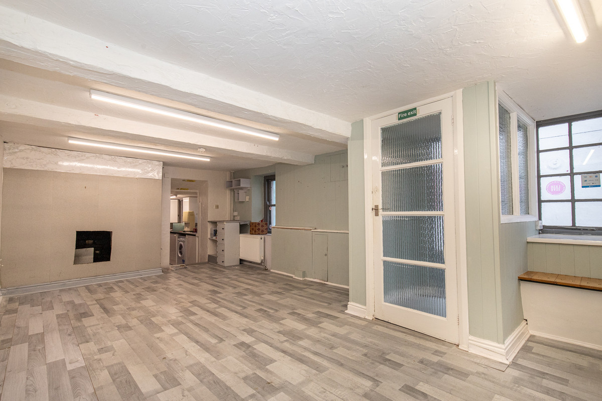 Castle Street, Isle Of Man, IM5 1, Peel. - Photo 5 of 10