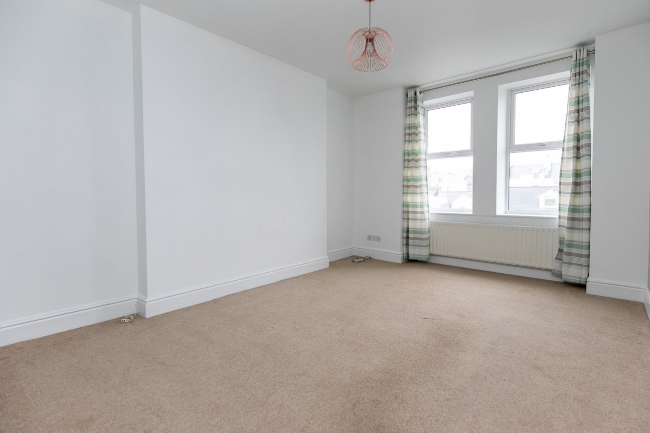 Flat 3, 12, Derby Road, Douglas, IM2 3ET. - Photo 3 of 11