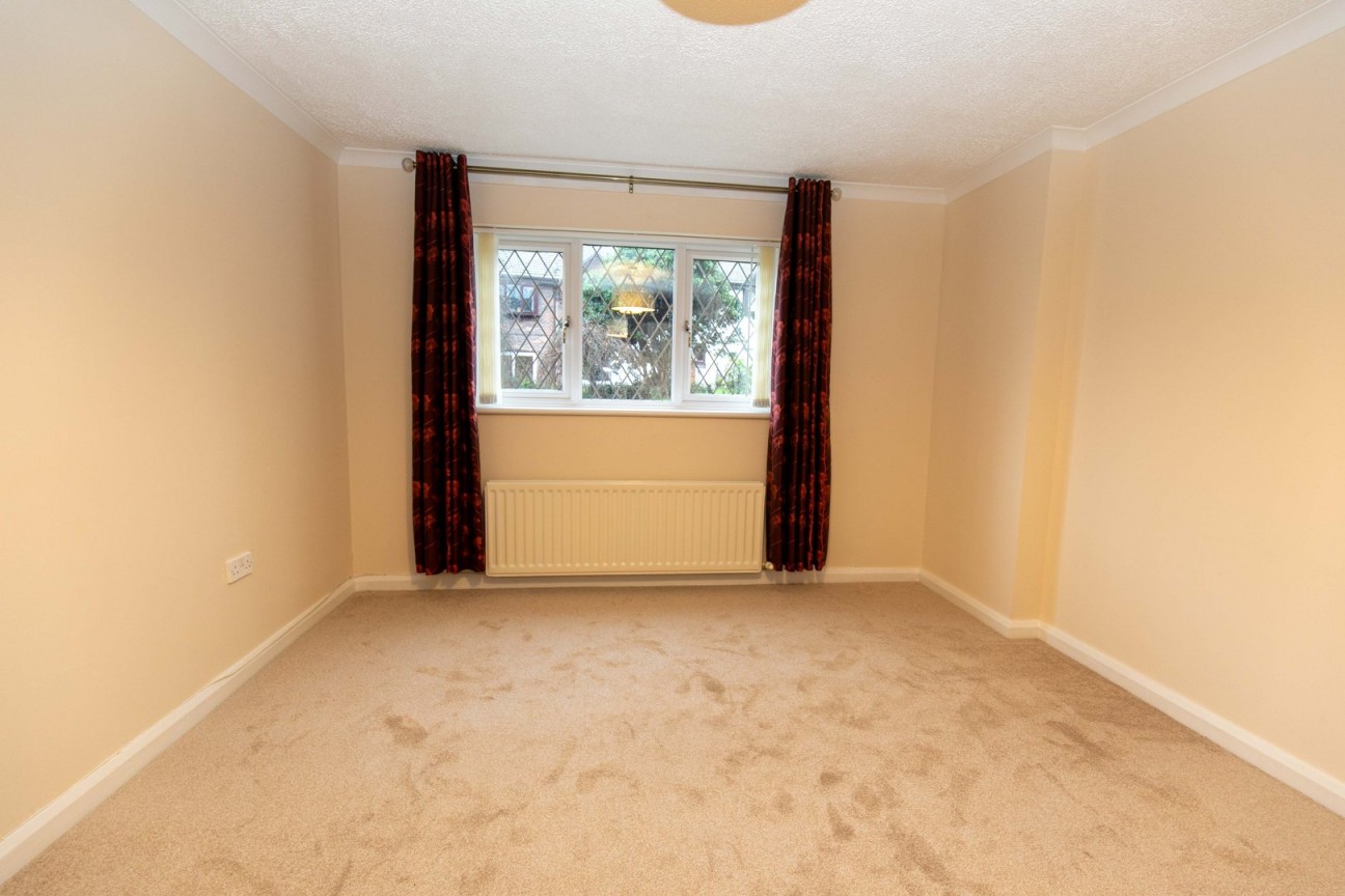113, Saddle Mews, Isle of Man, IM2 1HU, Douglas. - Photo 3 of 12