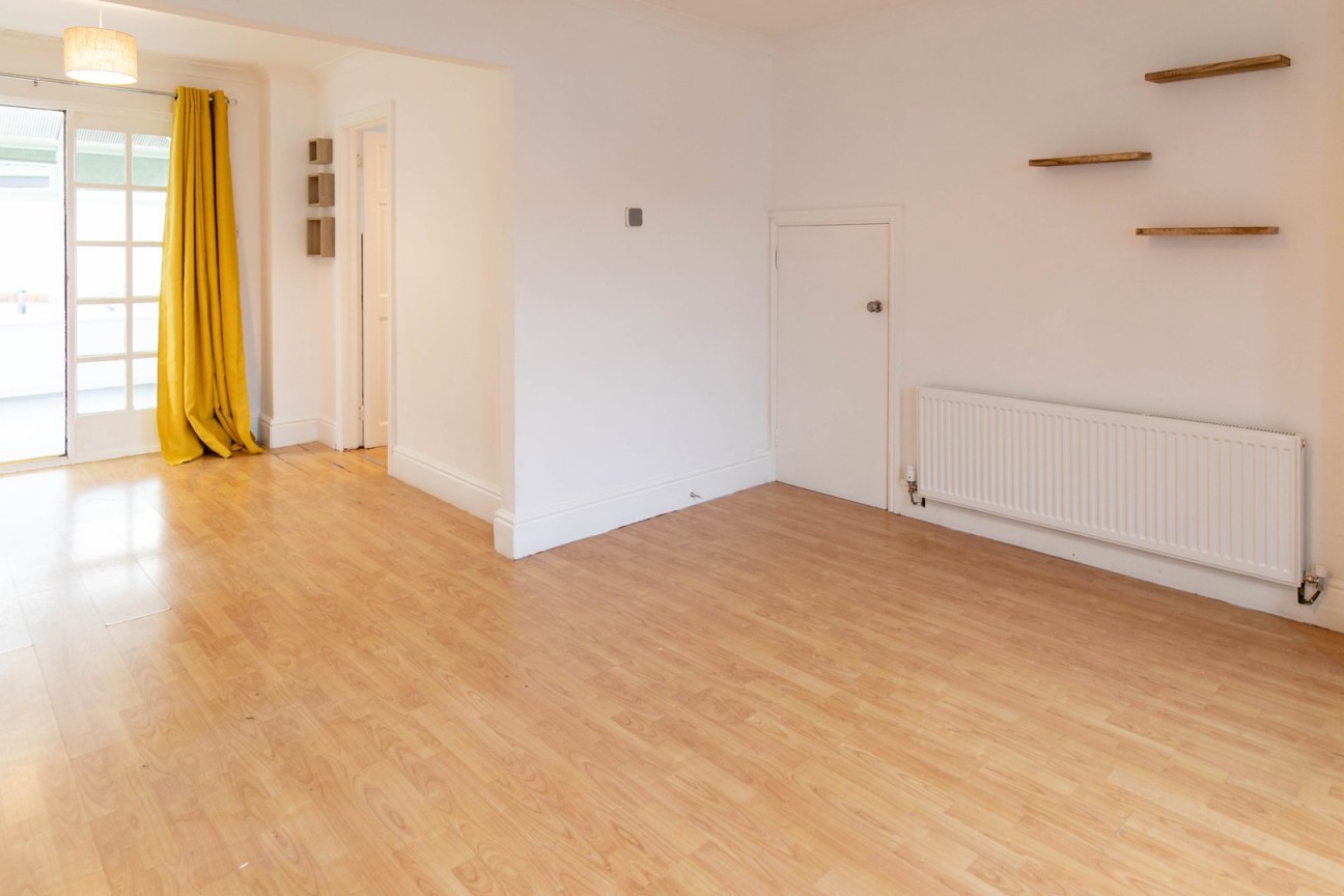 128, Maghergarran, Port Erin, IM9 6DA. - Photo 3 of 12