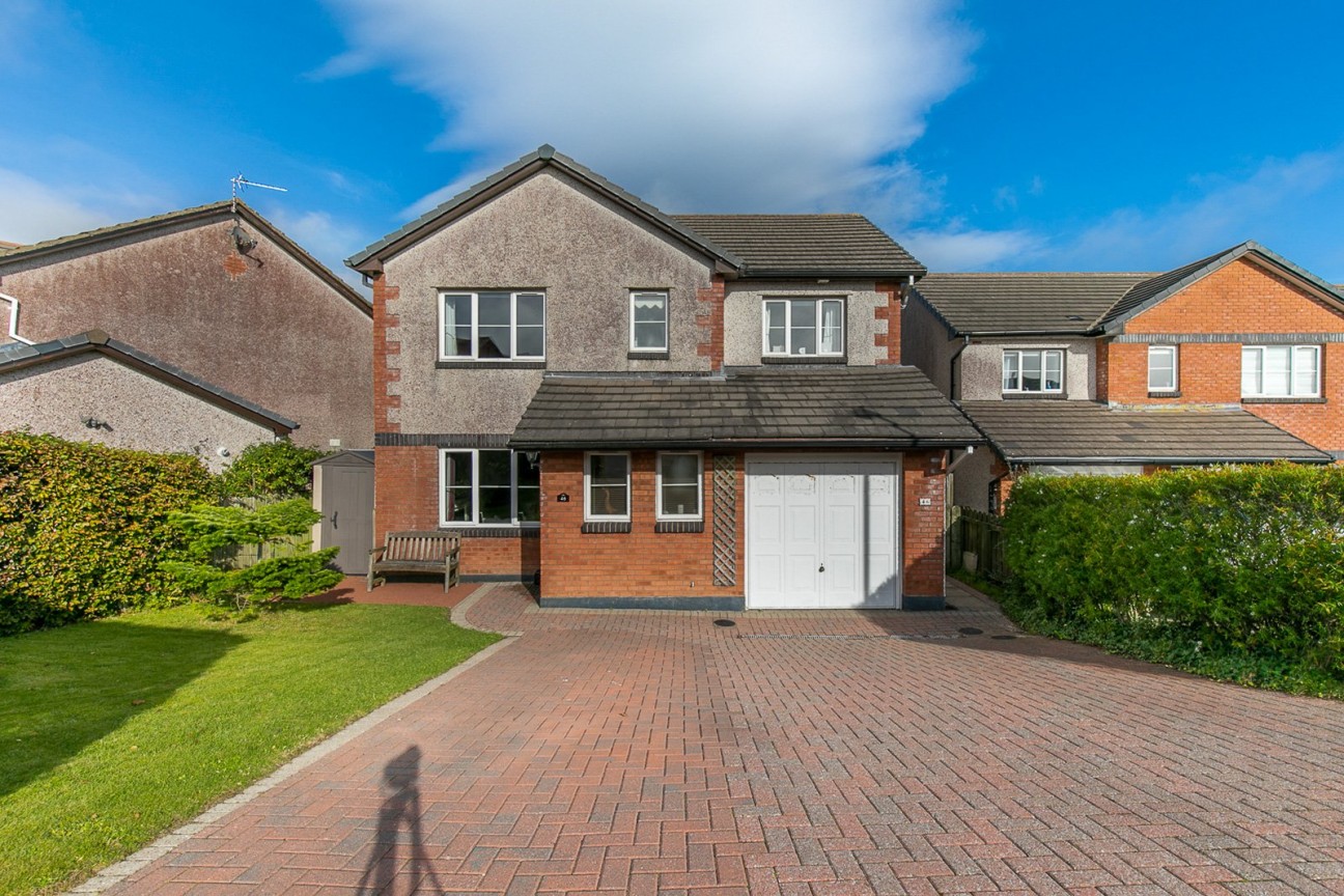 46, Maple Avenue, Onchan, IM3 3HN. - Photo 1 of 20