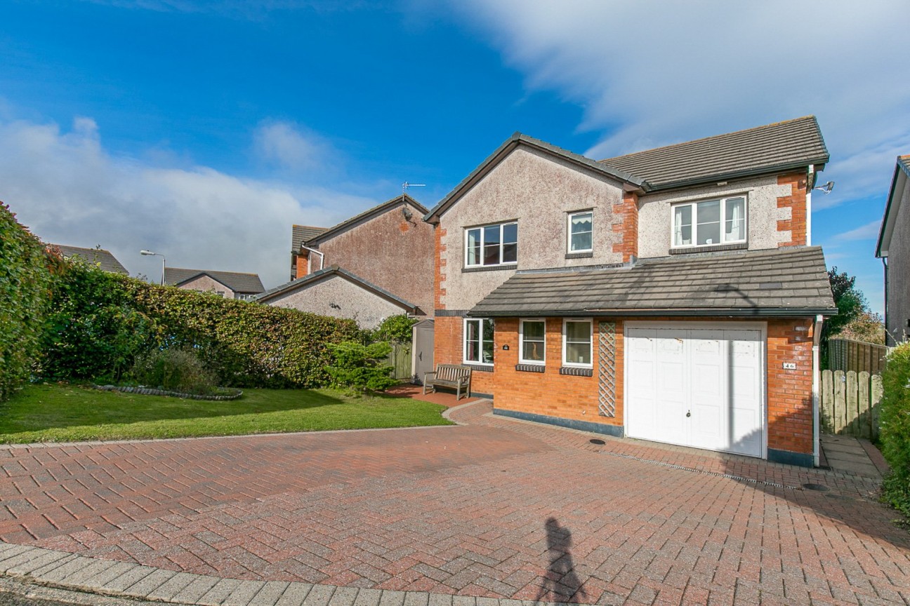 46, Maple Avenue, Onchan, IM3 3HN. - Photo 2 of 20
