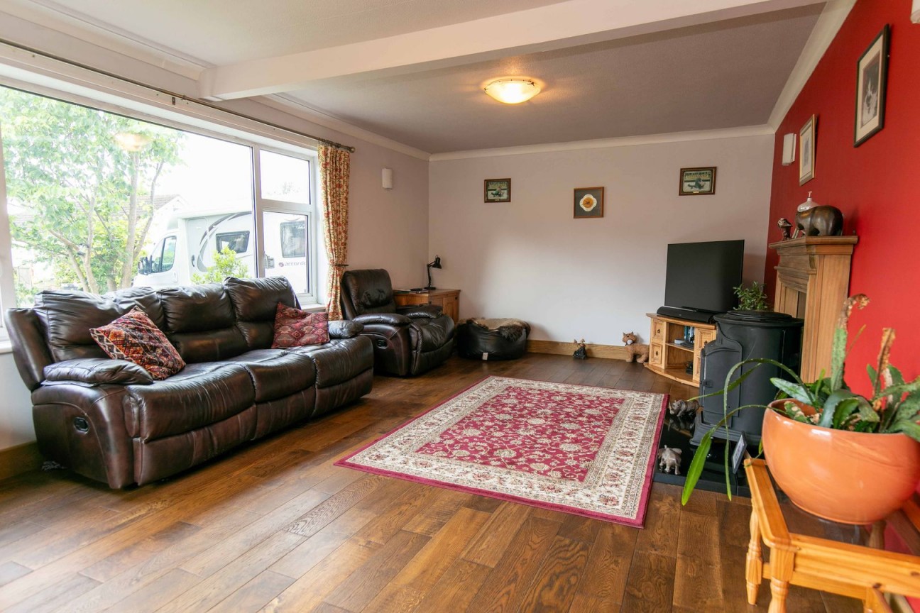 15, Rheast Mooar Close, Ramsey, IM8 3LT. - Photo 4 of 27
