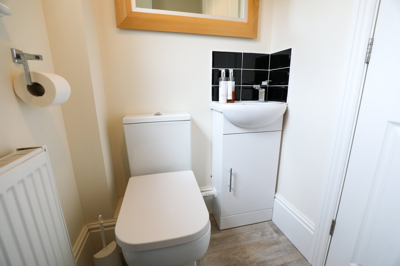 Eaton Lodge, Fairfield Avenue, Ramsey, IM8 2LS. - Photo 3 of 27