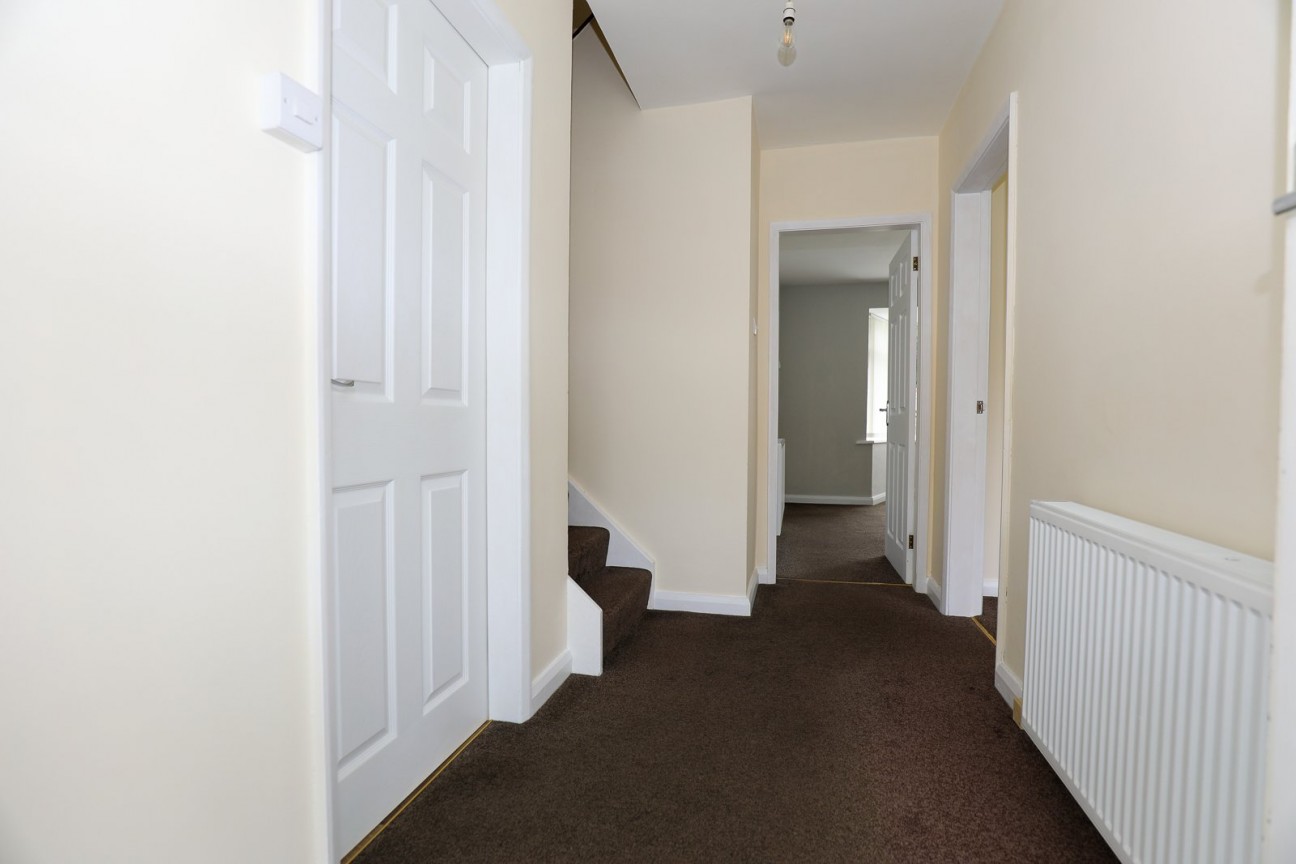 40, Mount View Road, Onchan, IM3 4BT. - Photo 4 of 20
