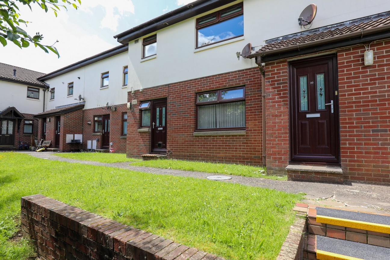 30, Stevenson Court, Douglas, IM2 2FA. - Photo 1 of 15
