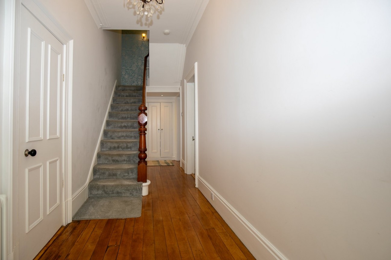 17, Selborne Drive, Douglas, IM2 3LR. - Photo 5 of 30